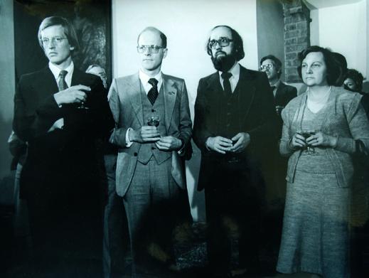<i>IAMCR reception in Prague 1984. From left to right: Robin Cheesman (Section Head, Denmark), Kaarle Nordenstreng (Vice President, Finland), Cees Hamelink (Vice President, Netherlands), Peggy Gray (President Halloran's executive assistant, UK).</i>